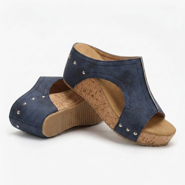 Lumi | Stud Wedges