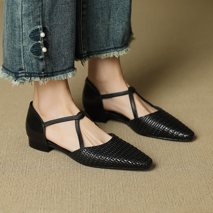 Dona | T-Strap Shoes